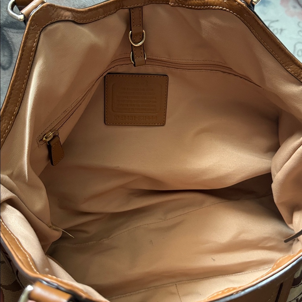COACH F31444 Signature Snakeskin Stripe Saddle Tote Khaki Shoulder Bag EUC - Picture 3 of 16